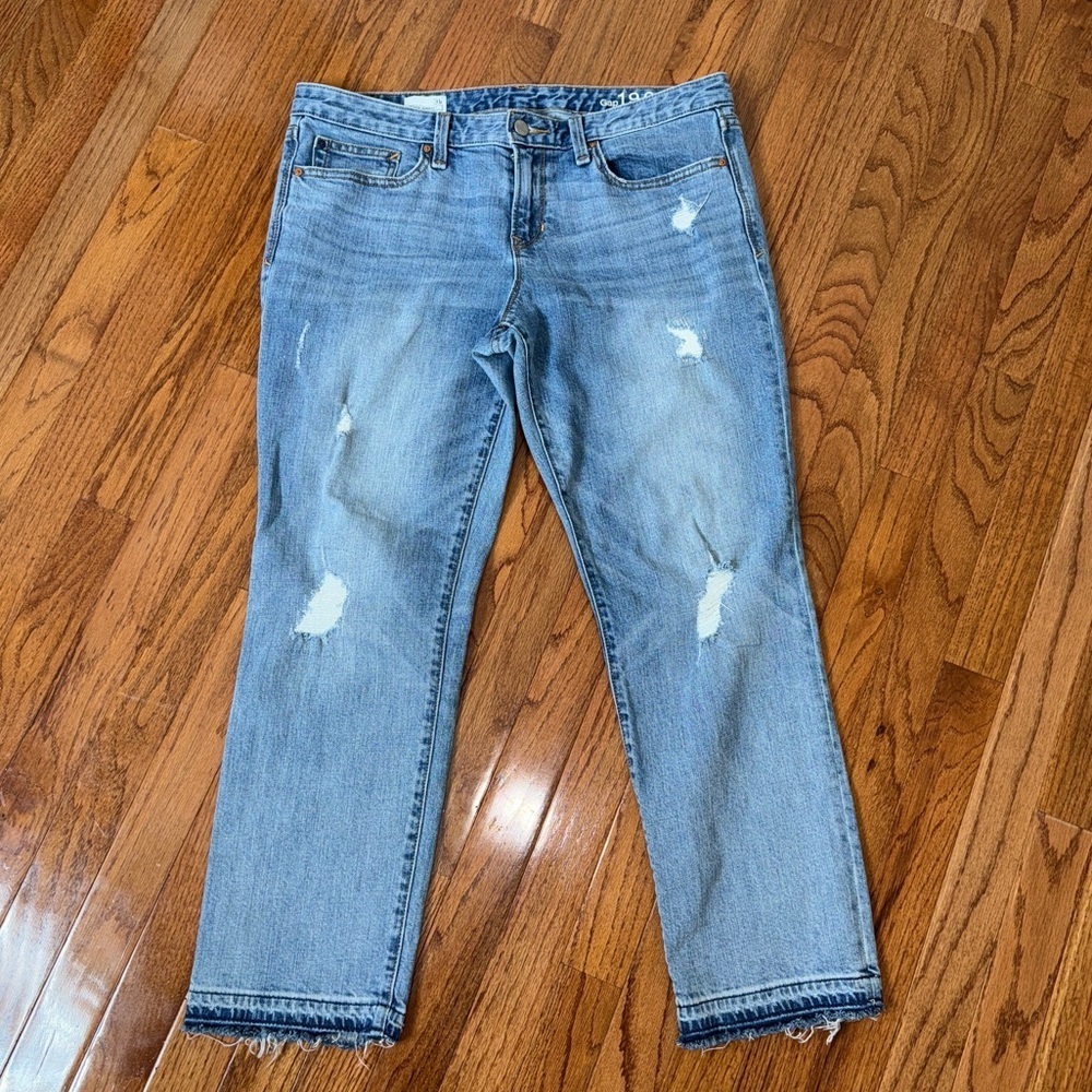 Gap Real Straight Distressed Jeans Raw Hem Size 31